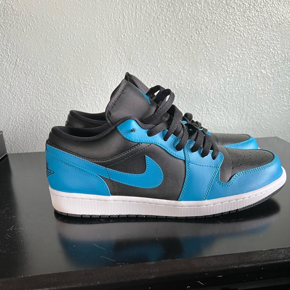 Jordan 1